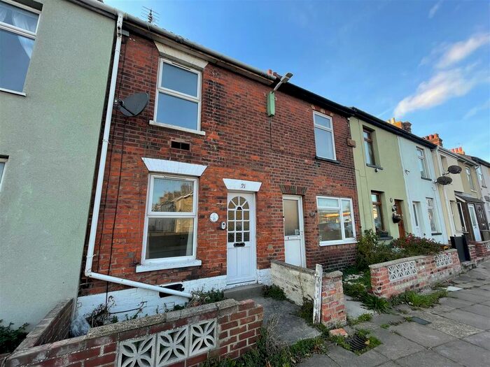 2 Bedroom Property To Rent In The Hemplands, Lowestoft, NR32