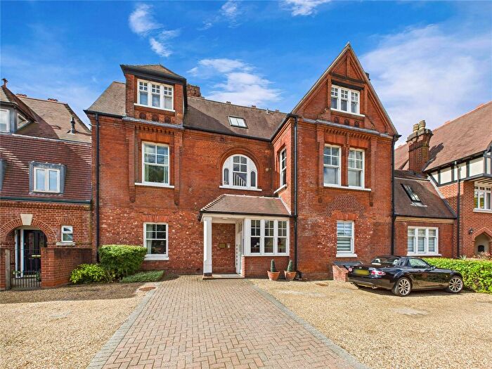 2 Bedroom Flat For Sale In Henley Road, Ipswich, Suffolk, IP1