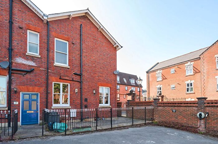 3 Bedroom End Terrace House For Sale In Hyde Street, Winchester, Hampshire, SO23