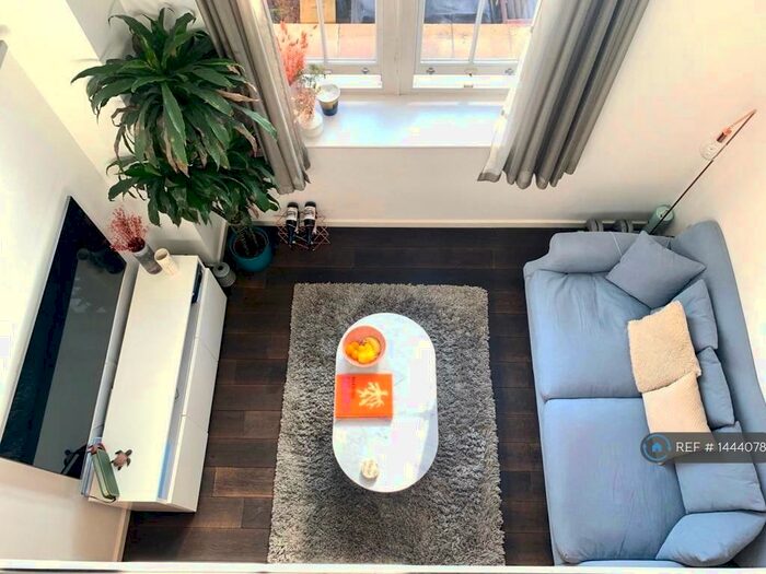 1 Bedroom Flat To Rent In Drummond Way, London, N1