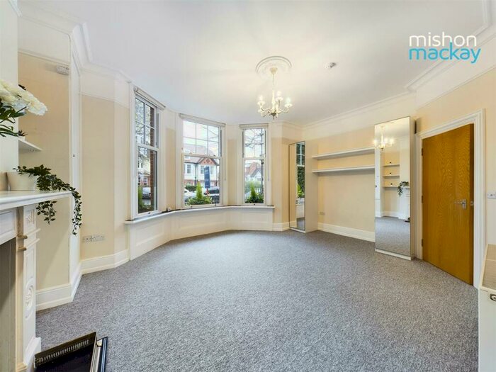 Studio To Rent In Wilbury Villas, Hove, BN3