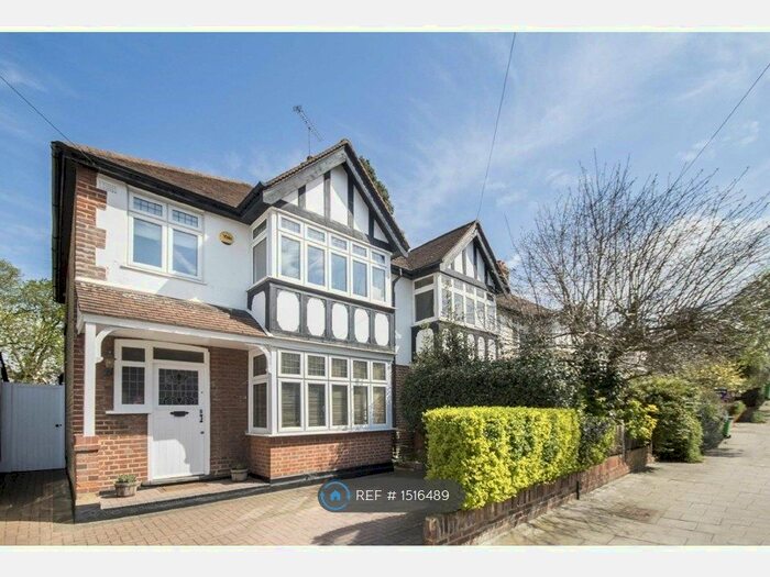 3 Bedroom Semi-Detached House To Rent In Queens Road, Teddington, TW11