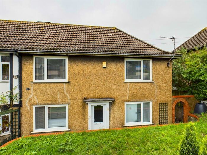 6 Bedroom Semi-Detached House To Rent In Elm Grove, Brighton, BN2