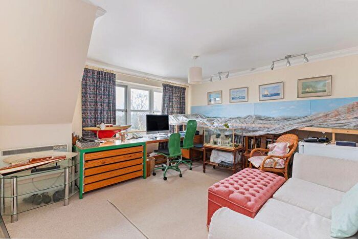 2 Bedroom Cottage For Sale In St. Marys Court, Beaconsfield, HP9