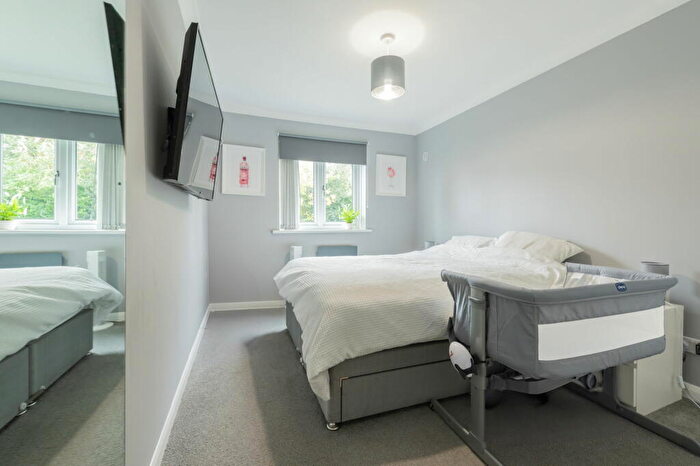 1 Bedroom Flat For Sale In Kingston Court, Romsey Road, Maybush, SO16