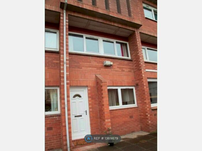 2 Bedroom Maisonette To Rent In North Woodside Road, Glasgow, G20