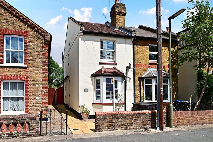 3 Bedroom Semi Detached House For Sale In Staines, Surrey, TW18