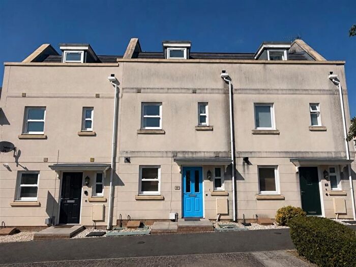 4 Bedroom Property To Rent In Clearwell Gardens, Cheltenham, GL52