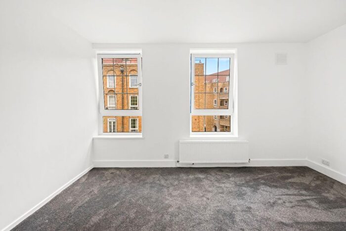 2 Bedroom Flat To Rent In Watts Street, Wapping, E1W