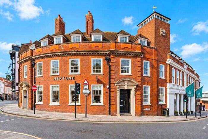 1 Bedroom Flat To Rent In High Street, Guildford, Guildford, GU1