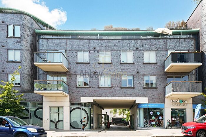 1 Bedroom Flat For Sale In Alfred Court, Fortune Green Road, NW6