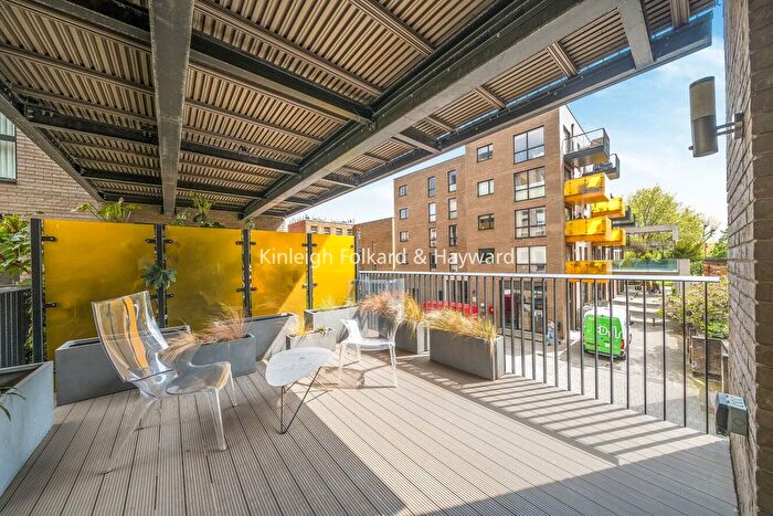 2 Bedroom Detached House To Rent In Arts Lane, London, SE16