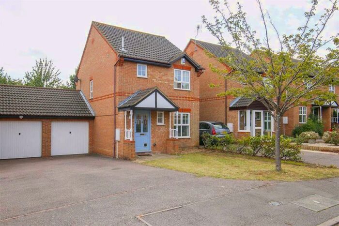 3 Bedroom Detached House To Rent In Ravenscar Court, Emerson Valley, Milton Keynes, MK4
