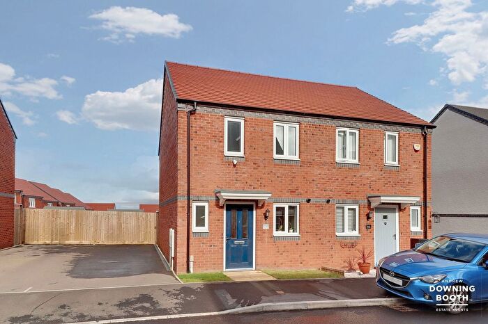 2 Bedroom Semi-Detached House For Sale In Insley Avenue, Lichfield, WS14