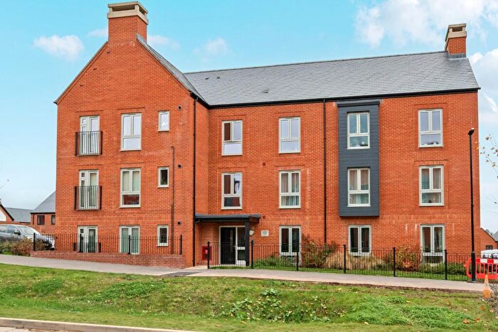 2 Bedroom Flat For Sale In Myler Close, Winchester, Hampshire, SO22