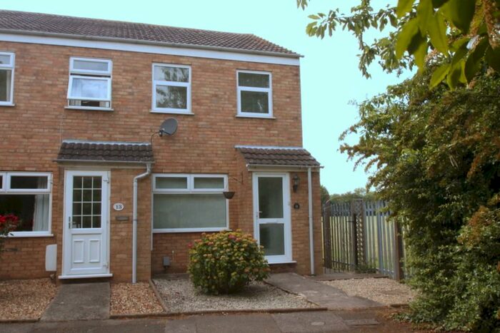 2 Bedroom End Of Terrace House To Rent In Crediton Close, Bedford, Bedfordshire, MK40