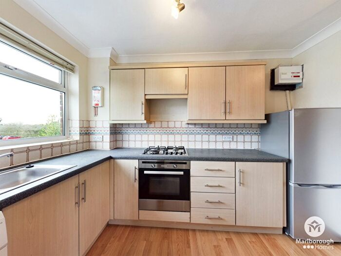 1 Bedroom Property To Rent In St Peters Close, Newbury Park, Ilford, Essex, IG2