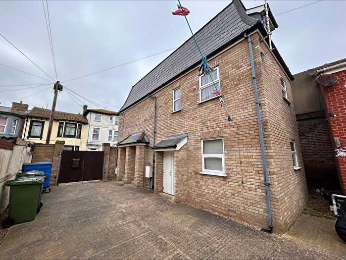 3 Bedroom Flat For Sale In Wellington Road, Great Yarmouth, NR30