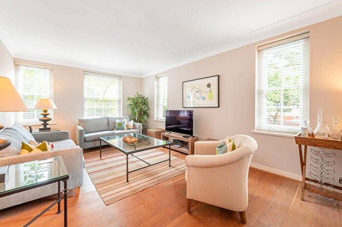 2 Bedroom Flat To Rent In Prince Arthur Road, Hampstead, London, NW3