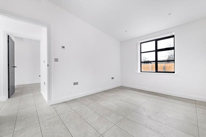 3 Bedroom Detached Bungalow For Sale In Parsonage Lane, Sidcup, DA14