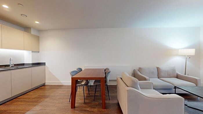 2 Bedroom Flat For Sale In North End Road, Wembley, HA9