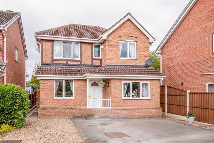 4 Bedroom Detached House For Sale In Queensbury Court, Normanton, WF6