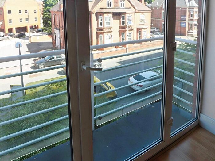1 Bedroom Apartment For Sale In Osbourne House, Queen Victoria Road, Coventry, West Midlands, CV1
