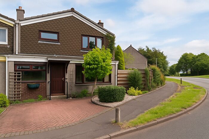 3 Bedroom Semi-Detached House For Sale In Sutherland Drive, Denny, FK6