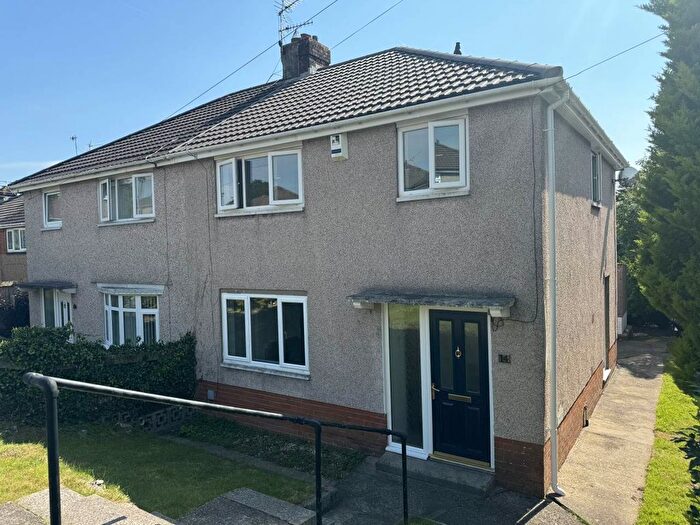 3 Bedroom Property To Rent In Tree Tops Avenue, Blackwood, NP12