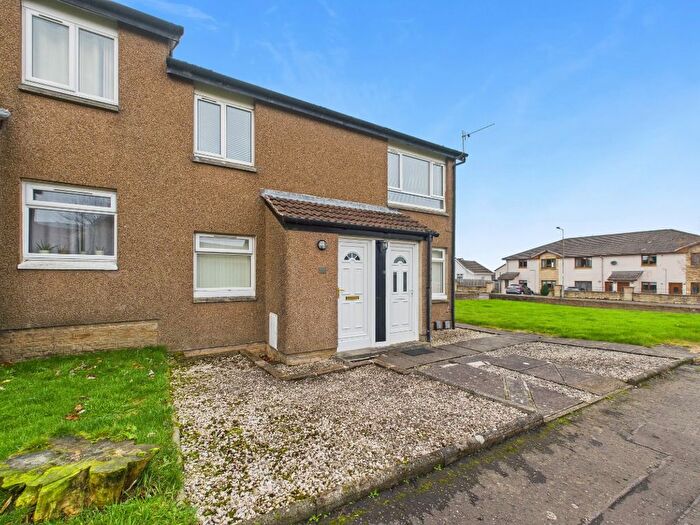 2 Bedroom Flat To Rent In North Avenue, Carluke, ML8