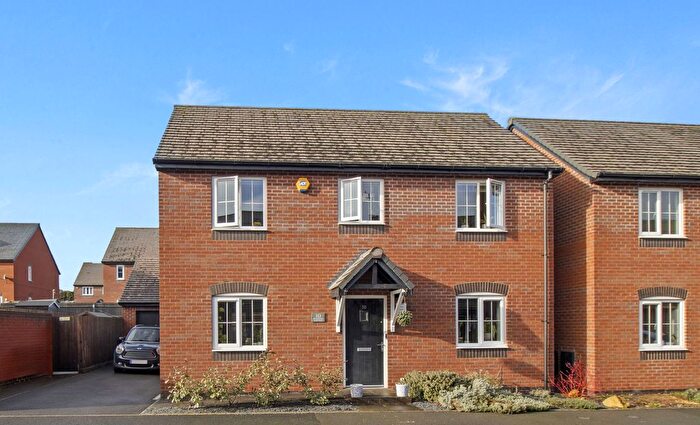 3 Bedroom Detached House For Sale In Wessex Grove, Kempsey, Worcestershire, WR5
