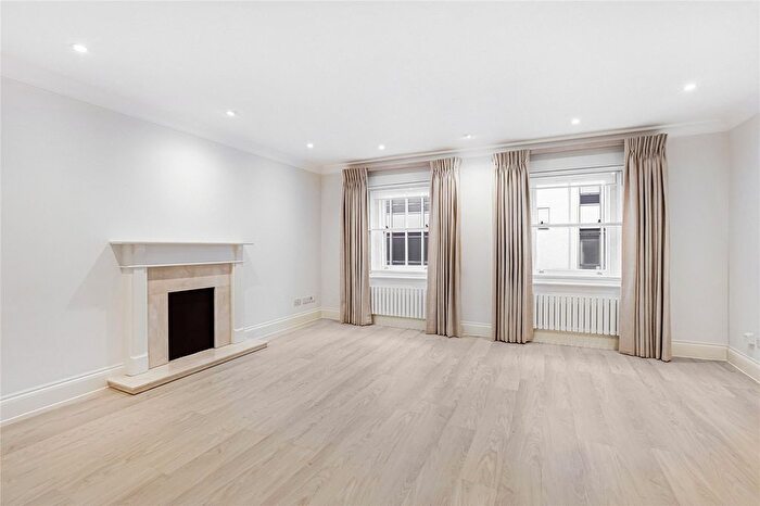 2 Bedroom Flat To Rent In Duke Of York Square, London, SW3