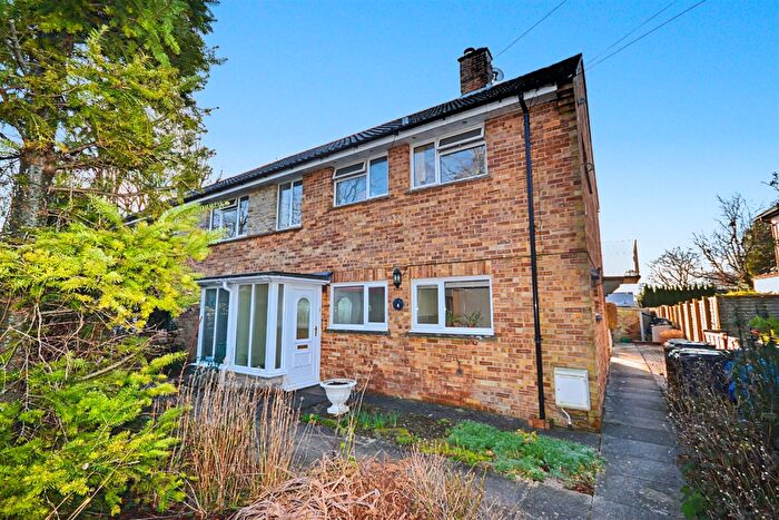 2 Bedroom Apartment For Sale In Queens Avenue, Dorchester, DT1