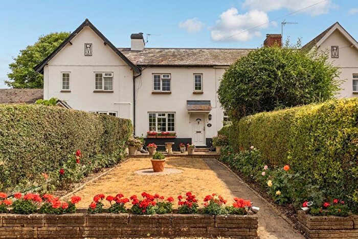 3 Bedroom Terraced House For Sale In Chilhampton, Wilton, SP2