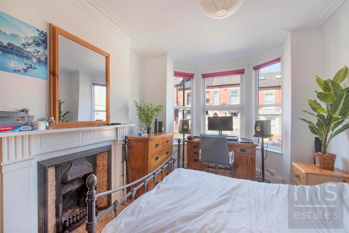 4 Bedroom Terraced House To Rent In Balfour Road, Lenton, Nottingham, NG7