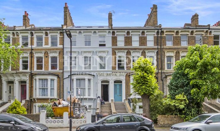 2 Bedroom Flat To Rent In Evering Road, London, N16