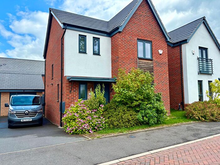 3 Bedroom Detached House For Sale In Deacon Road, Leicester, LE4