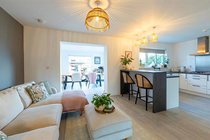 5 Bedroom Detached House For Sale In Benton Road, Auchterarder, PH3