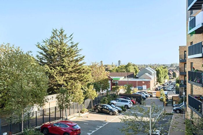 2 Bedroom Flat For Sale In Adele Court, Rowland Road, Ew, Tottenham, London, N17