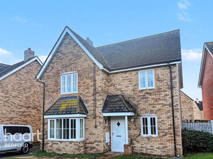 4 Bedroom Detached House For Sale In Markham Rise, Bedford, MK41