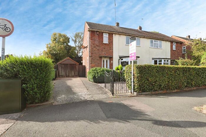 3 Bedroom Semi Detached House For Sale In Western Avenue, Market Harborough, LE16