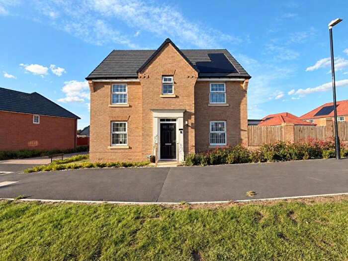 4 Bedroom Detached House For Sale In Mangrove Road, Sunderland, SR3