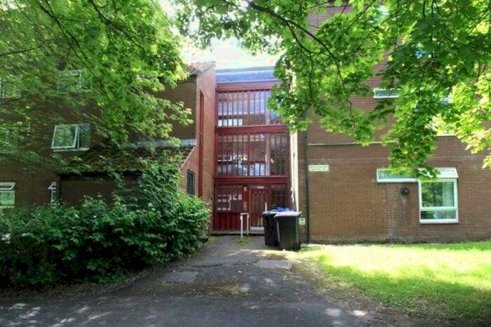 2 Bedroom Flat To Rent In Withywood Drive, Telford, Shropshire, TF3
