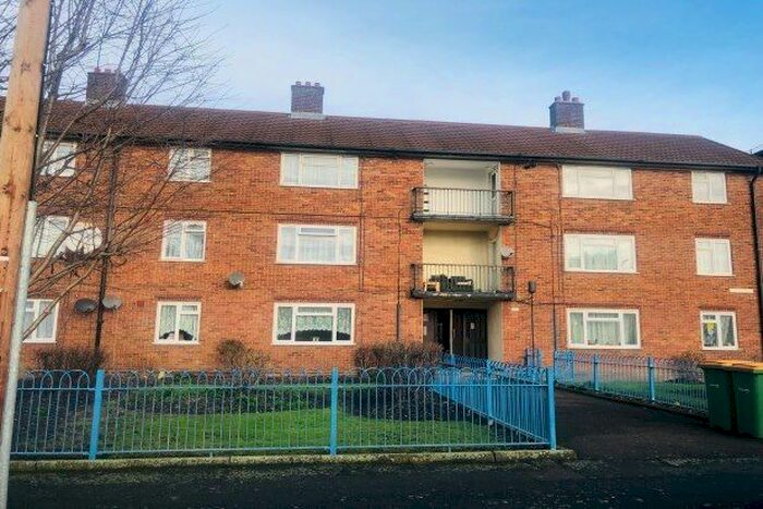 2 Bedroom Flat To Rent In Watford Road, London, E16