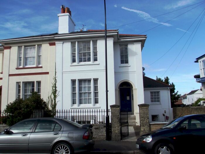 1 Bedroom Apartment To Rent In John Street, Ryde, PO33