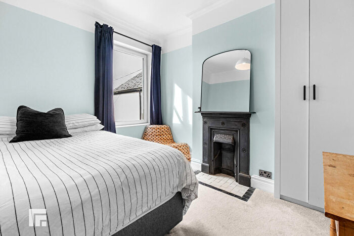 3 Bedroom Terraced House For Sale In Mardy Street, Grangetown, Cardiff, CF11
