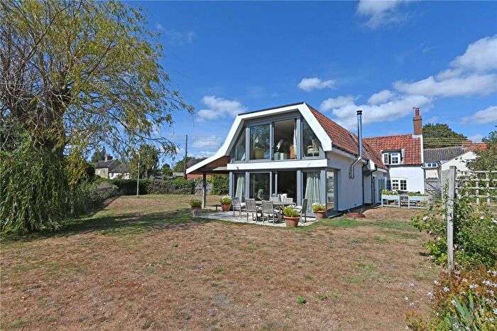 4 Bedroom Detached House For Sale In Snape, Suffolk, IP17