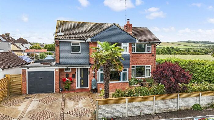 4 Bedroom Detached House For Sale In Bramber Road, Worthing, BN14