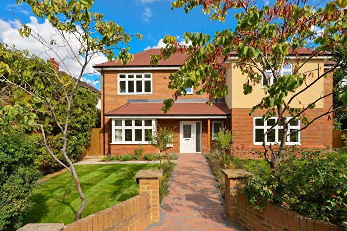 3 Bedroom Semi-Detached House For Sale In Grove Way, Esher, Surrey, KT10