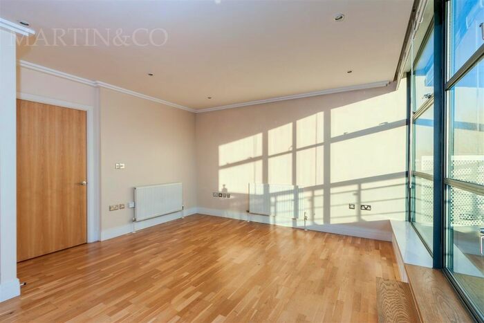 2 Bedroom Flat To Rent In Point Wharf Lane, Ferry Quays, Brentford, TW8